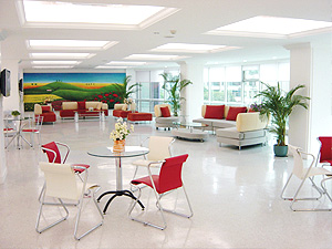 溫馨的候診休息區